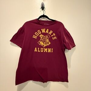 Warner Bros. Hogwarts Alumni Burgundy T-Shirt